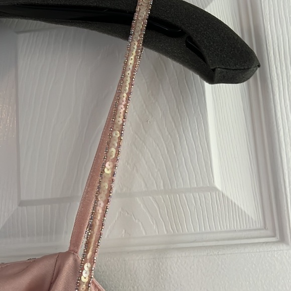 Beautiful SUE WONG DRESS - Picture 7 of 12